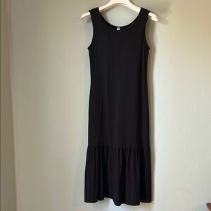 Elegant Black Sleeveless Dress